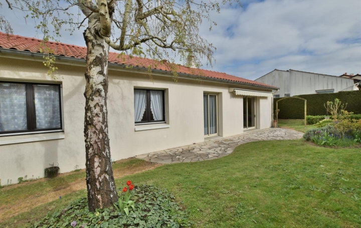 Agence Michel ROUIL : Maison / Villa | CHOLET (49300) | 102 m2 | 1 020 € 