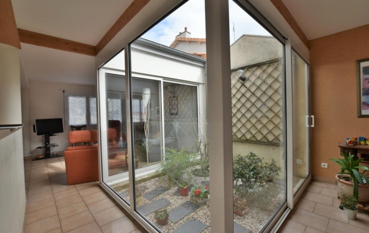 Agence Michel ROUIL : House | CHOLET (49300) | 134 m2 | 218 379 € 