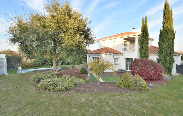 Agence Michel ROUIL : Maison / Villa | CHOLET (49300) | 158 m2 | 459 900 € 