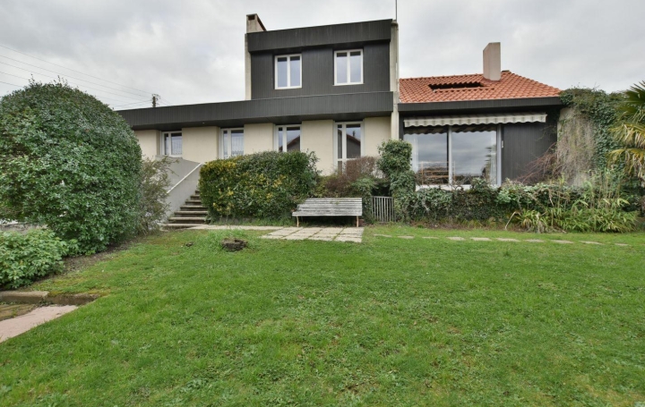  Agence Michel ROUIL Maison / Villa | CHOLET (49300) | 126 m2 | 241 500 € 