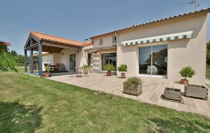  Agence Michel ROUIL Maison / Villa | CHOLET (49300) | 157 m2 | 332 800 € 