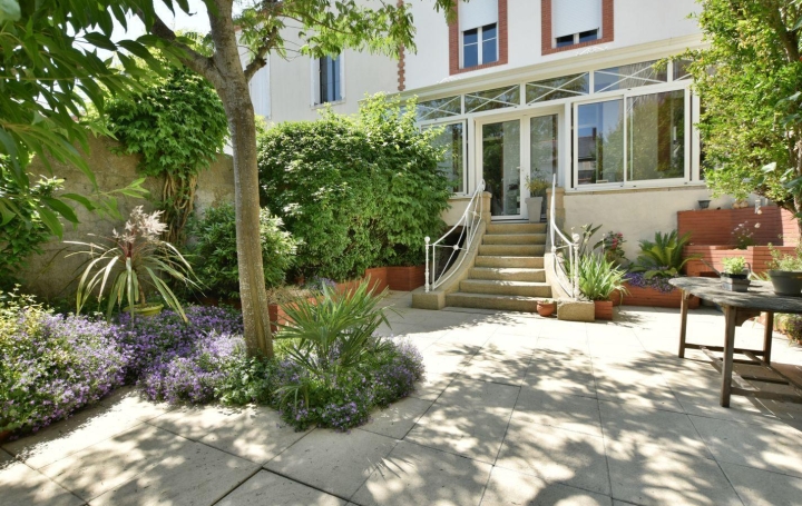 Maison CHOLET 115 m2 364 000 € Maison CHOLET 115 m2 364 000 €