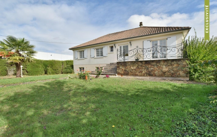 Maison CHOLET 118 m2 220 500 € Maison CHOLET 118 m2 220 500 €