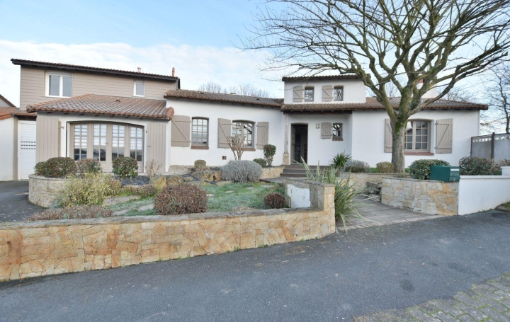  Agence Michel ROUIL Maison / Villa | SAINT-CHRISTOPHE-DU-BOIS (49280) | 170 m2 | 369 200 € 