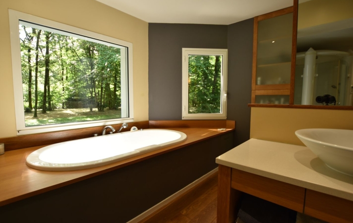  Agence Michel ROUIL House | CHOLET (49300) | 327 m2 | 599 900 € 