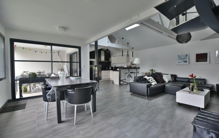 Maison CHOLET 132 m2 398 475 € Maison CHOLET 132 m2 398 475 €