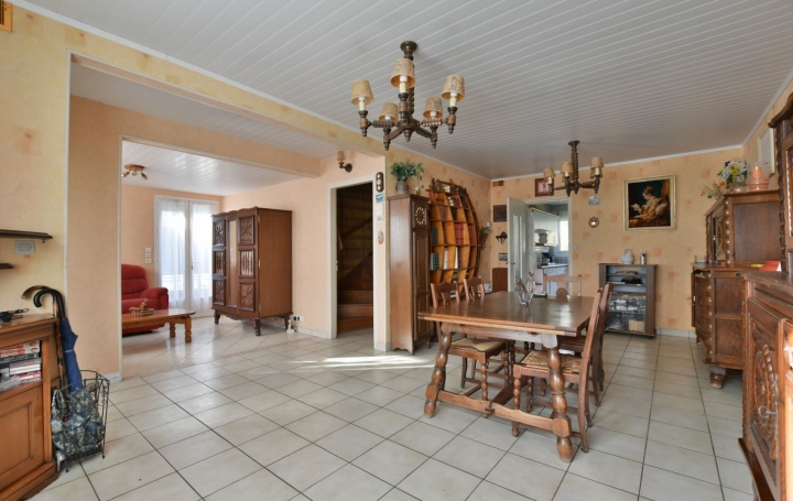 Maison CHOLET 99 m2 168 000 € Maison CHOLET 99 m2 168 000 €