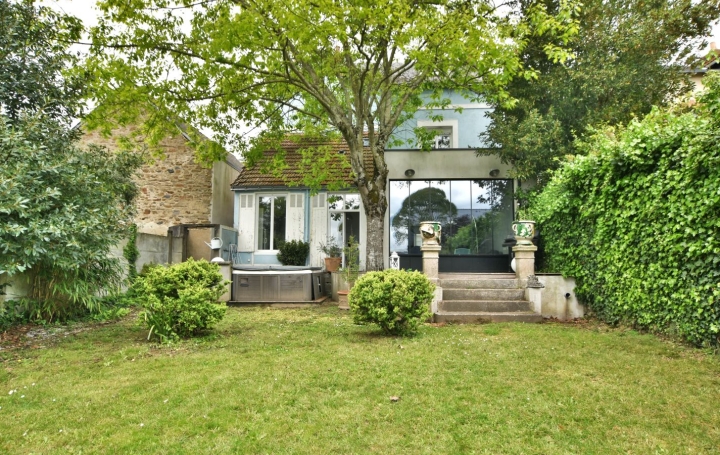  Agence Michel ROUIL Maison / Villa | CHOLET (49300) | 210 m2 | 457 600 € 